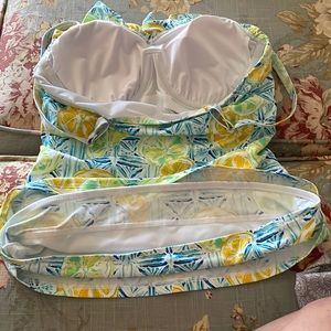 Lands End lemon lime Tankini